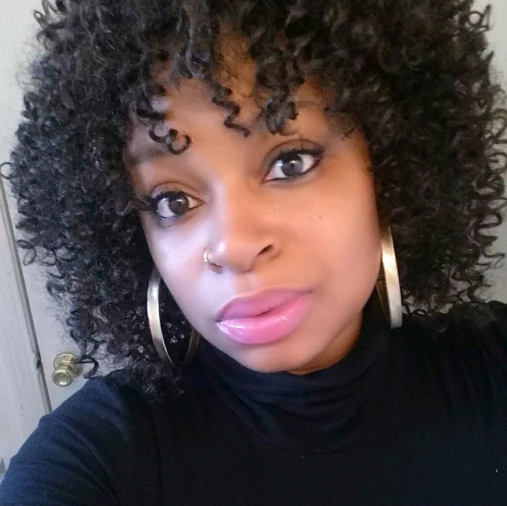 Meet your Posher, Valita